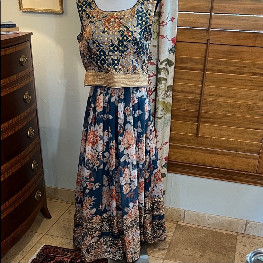 NWOT Blue Organza Floral Print Embroidered Lehenga